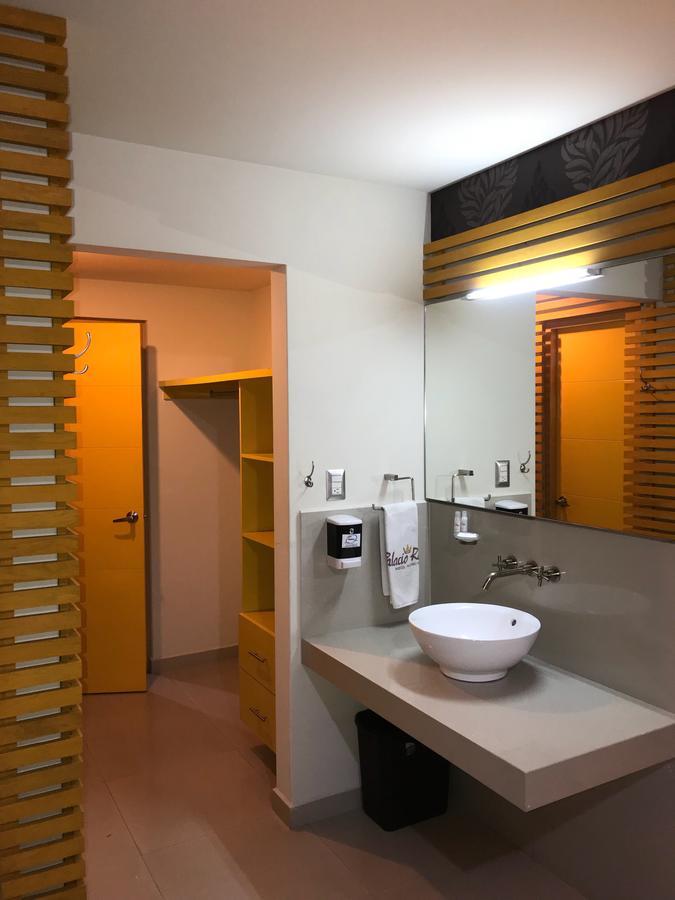 Palacio Rojo Hotel Familiar Morelia Eksteriør billede